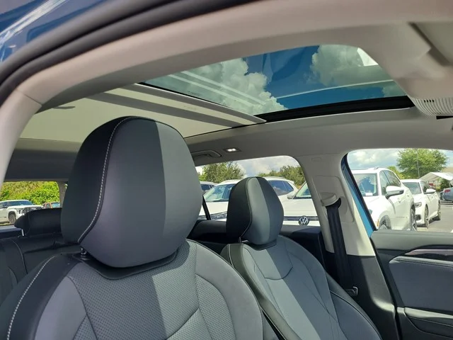 New 2026 Monterey Blue Pearl Volkswagen 2.0T SE image 12