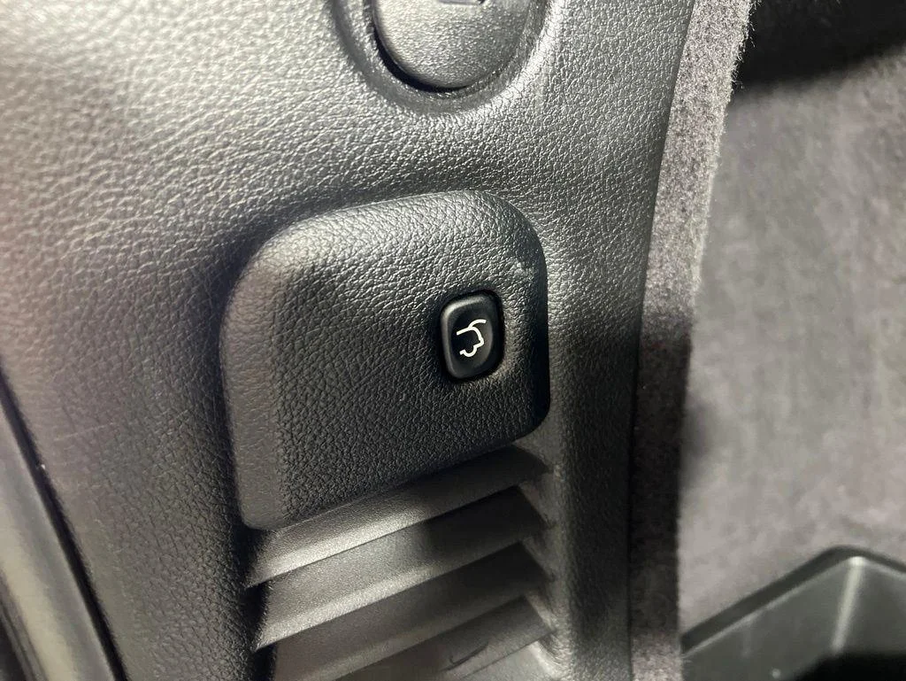 Used 2020 Gray Clearcoat Dodge SXT Plus image 25