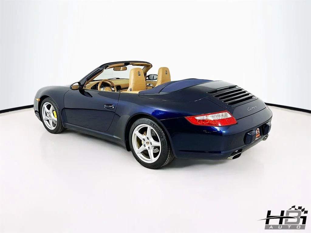 Used 2006  Porsche Carrera image 24