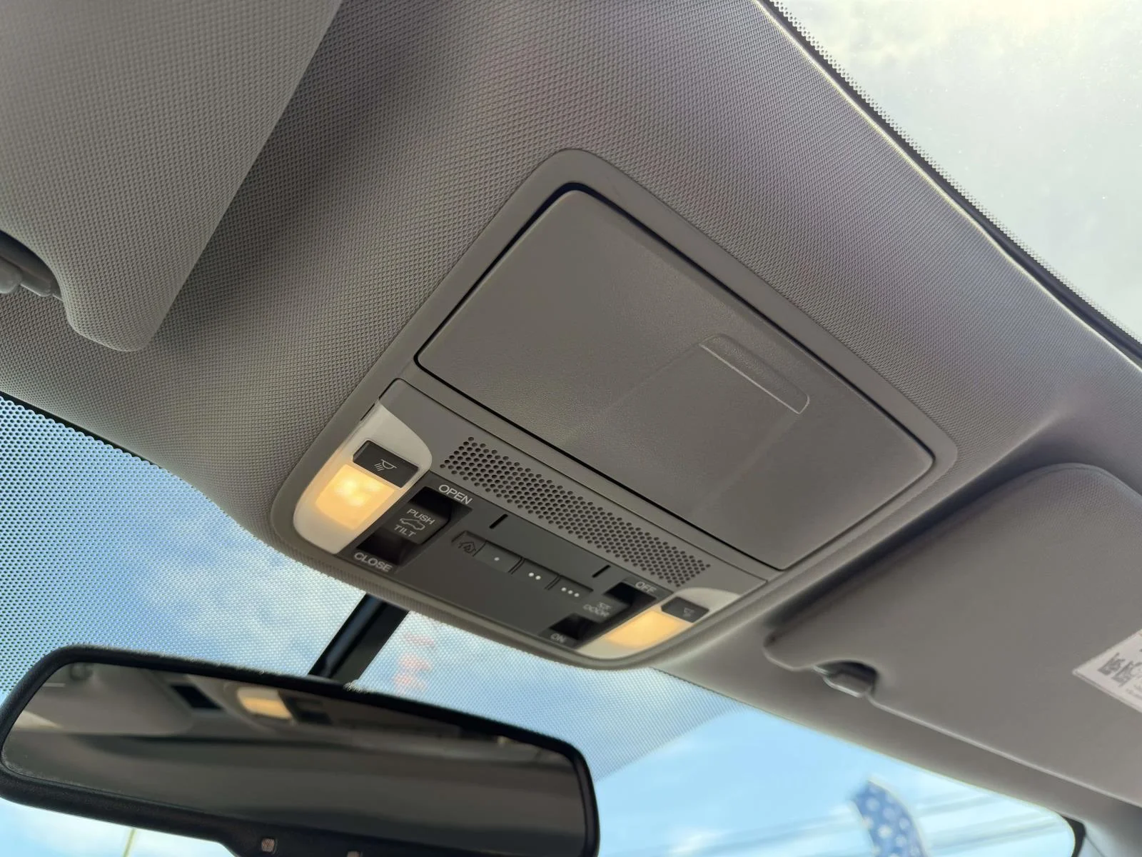 Used 2018 Gray Acura Base image 26