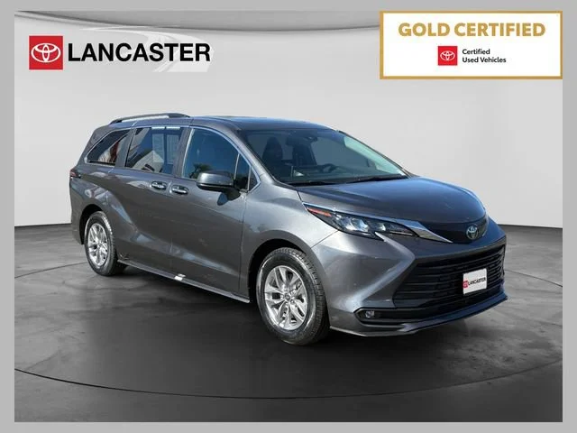 2025 Toyota Sienna XLE