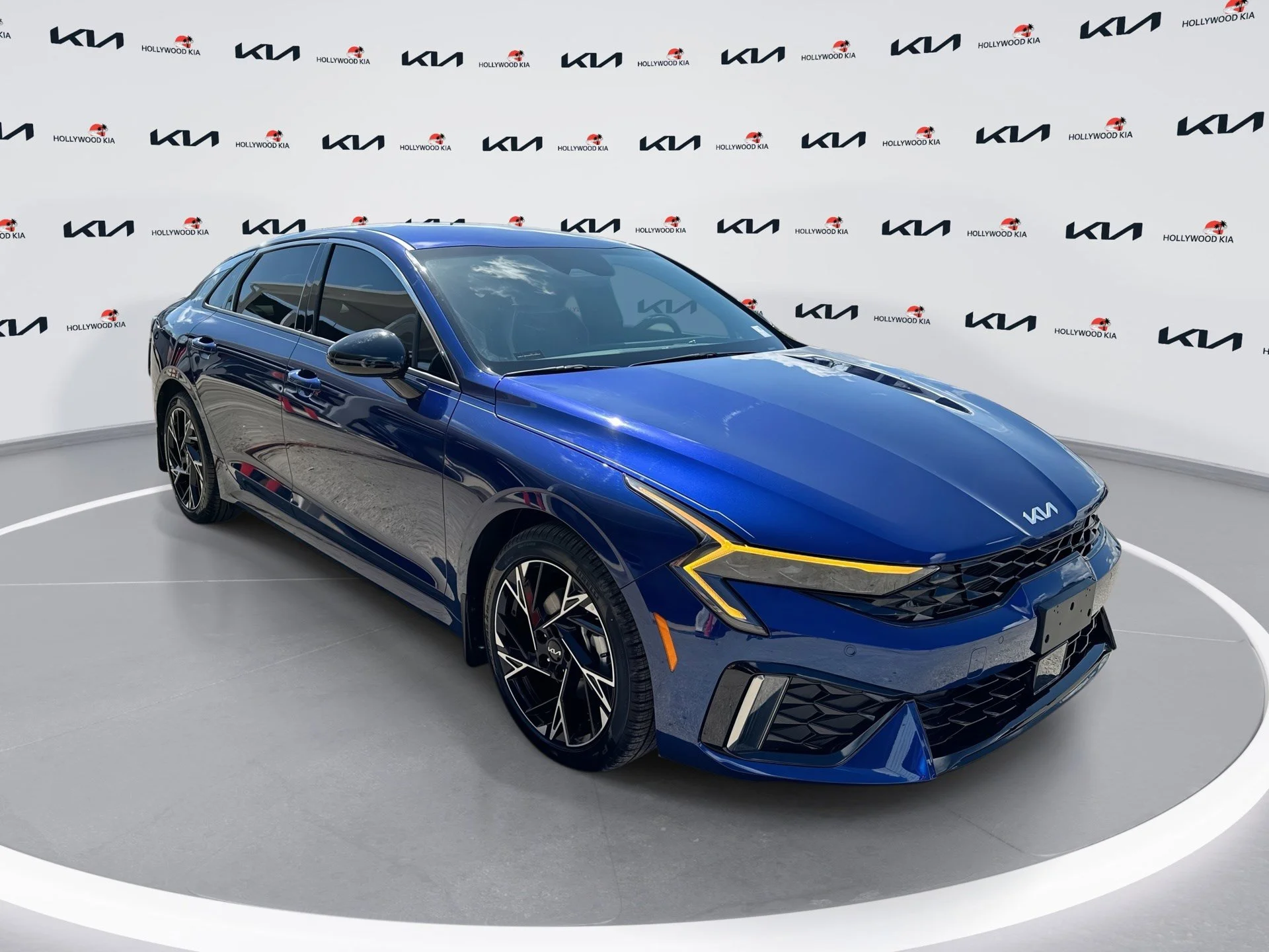 2025 Kia Optima GT-Line AWD's photo