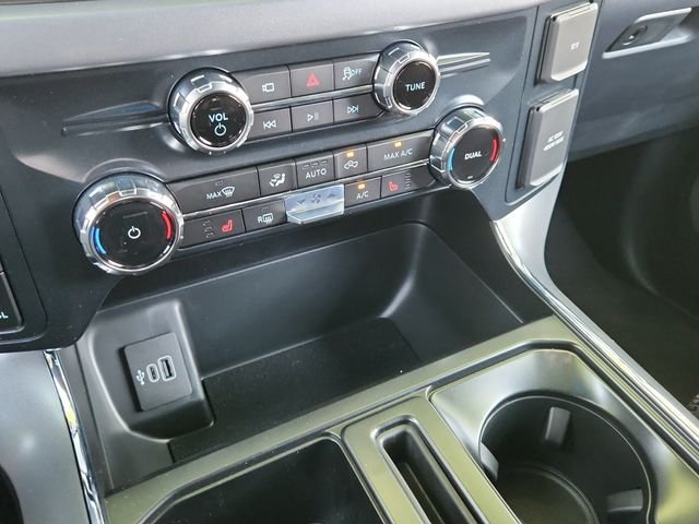 New 2026 Oxford White Ford XLT image 20
