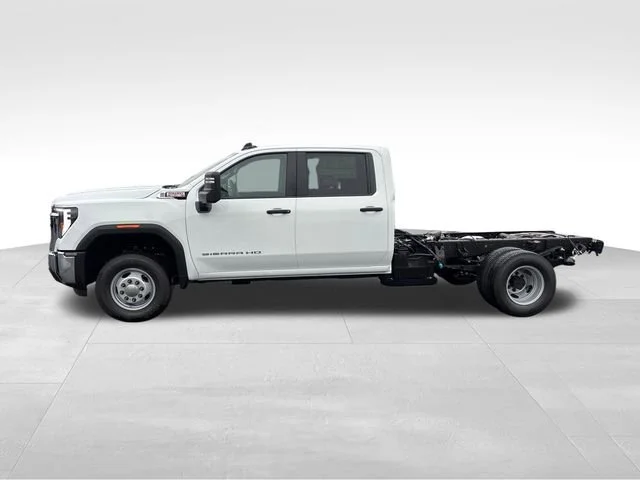 New 2026 Summit White GMC Pro image 2