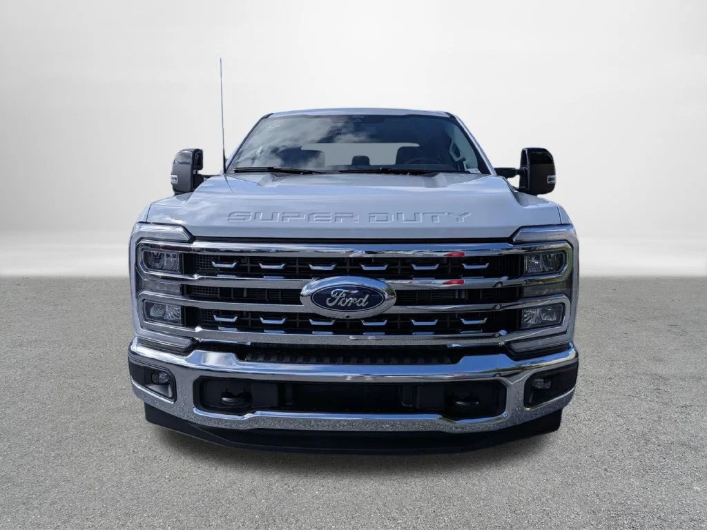 New 2026 Oxford White Ford F-250® Lariat® image 8
