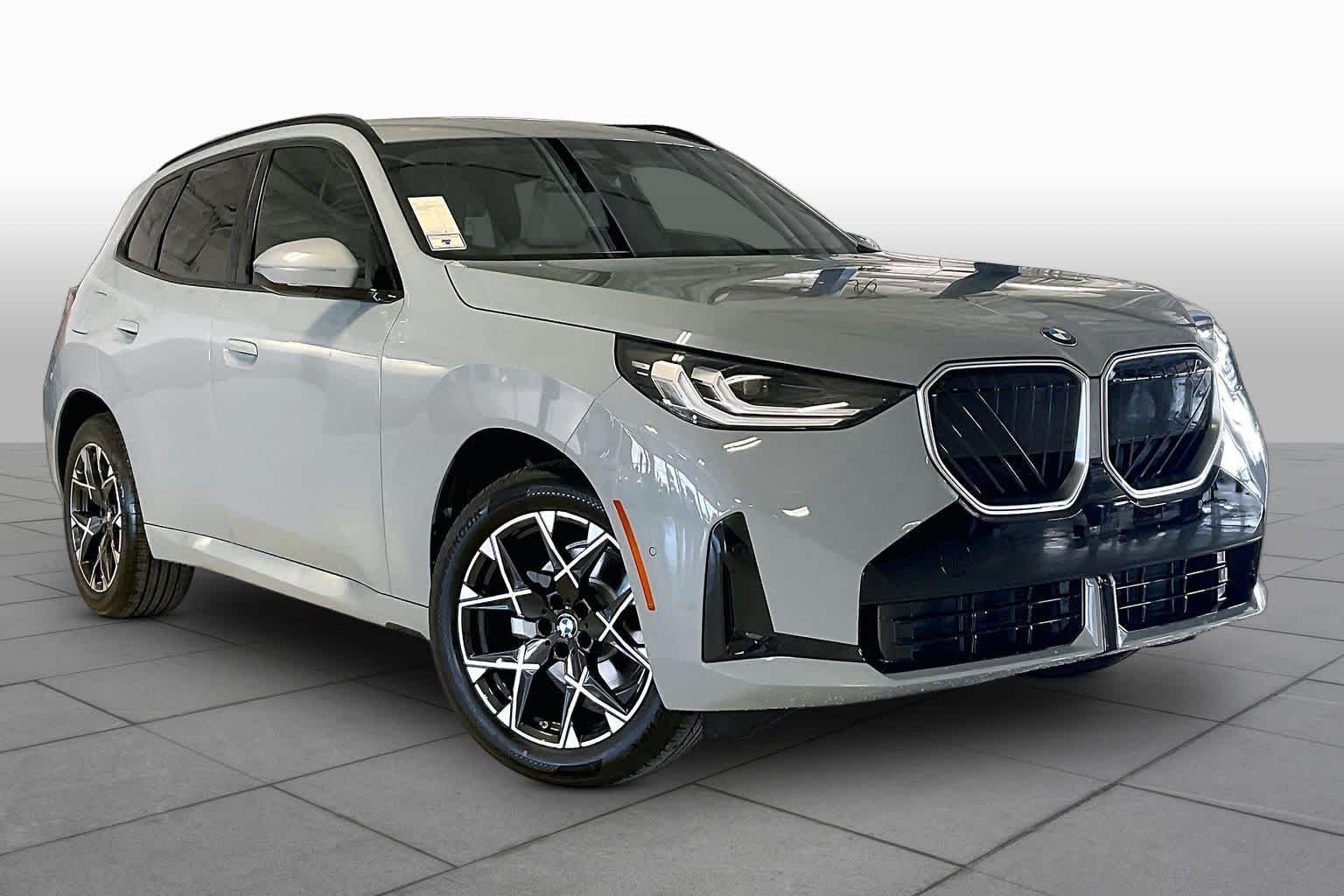 New 2026 Brooklyn Grey Metallic BMW 30 xDrive image 2