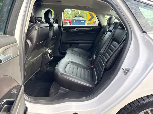 Used 2013 White Platinum Clearcoat Metallic Ford SE Hybrid image 15