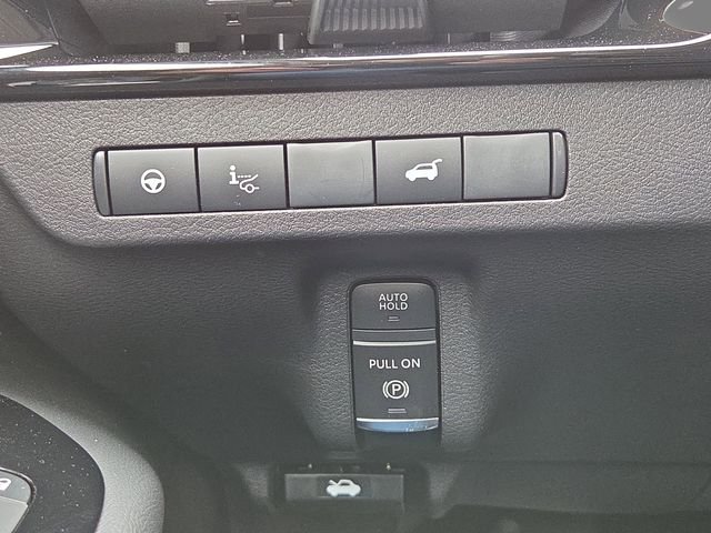 New 2026 Everest White Pearl TriCoat / Super Black Two-tone Nissan Platinum image 10