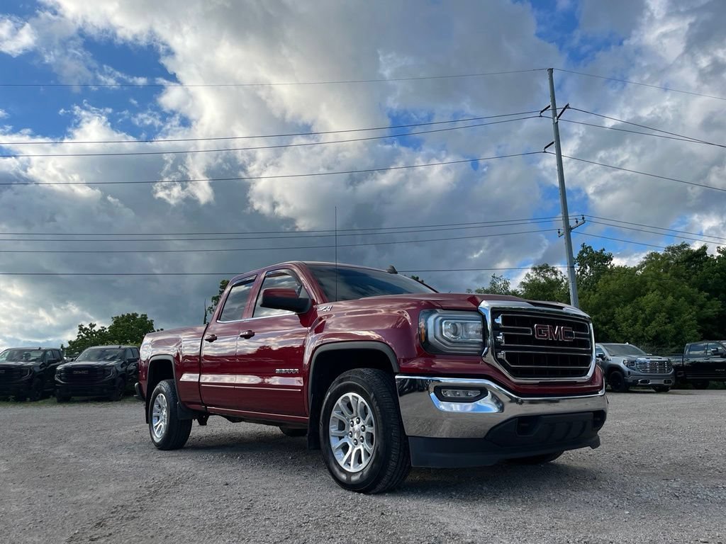 Used 2019 RED QUARTZ TINTCOAT GMC SLE image 5