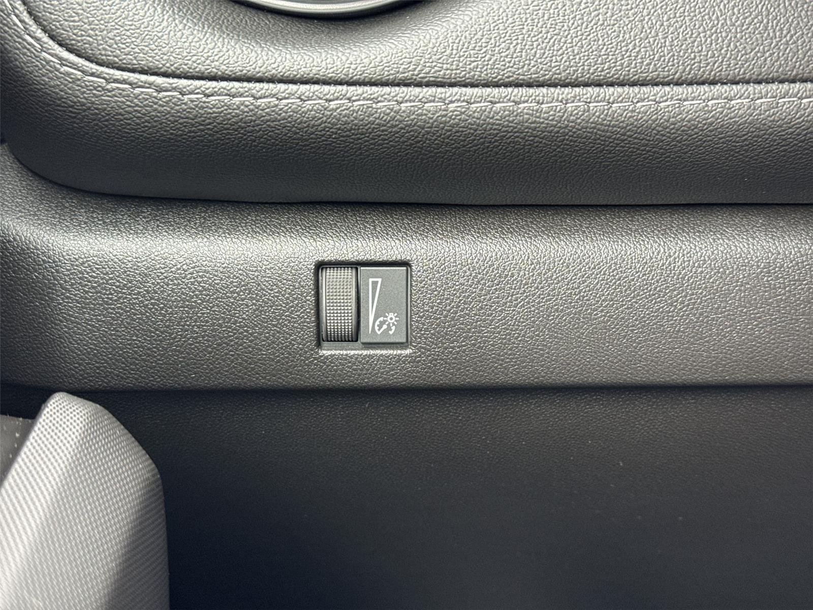 2026 Chevrolet Colorado LT - Photo 22