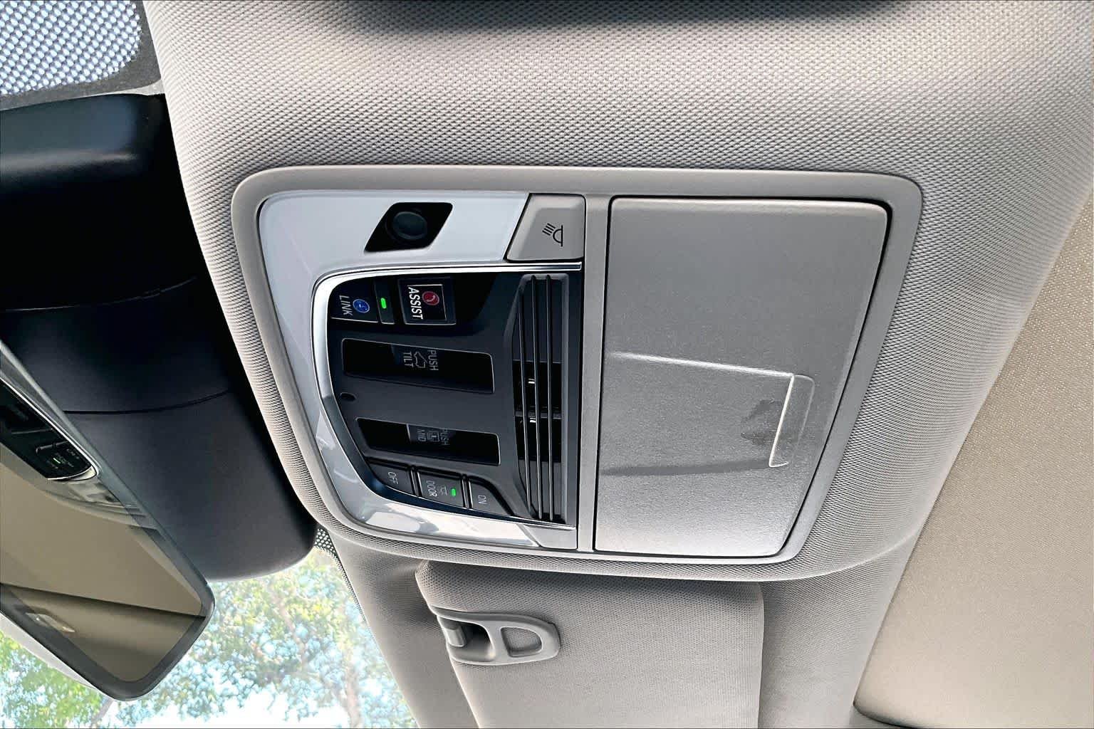 Used 2024 Phantom Violet Pearl Acura w/Technology Package image 32