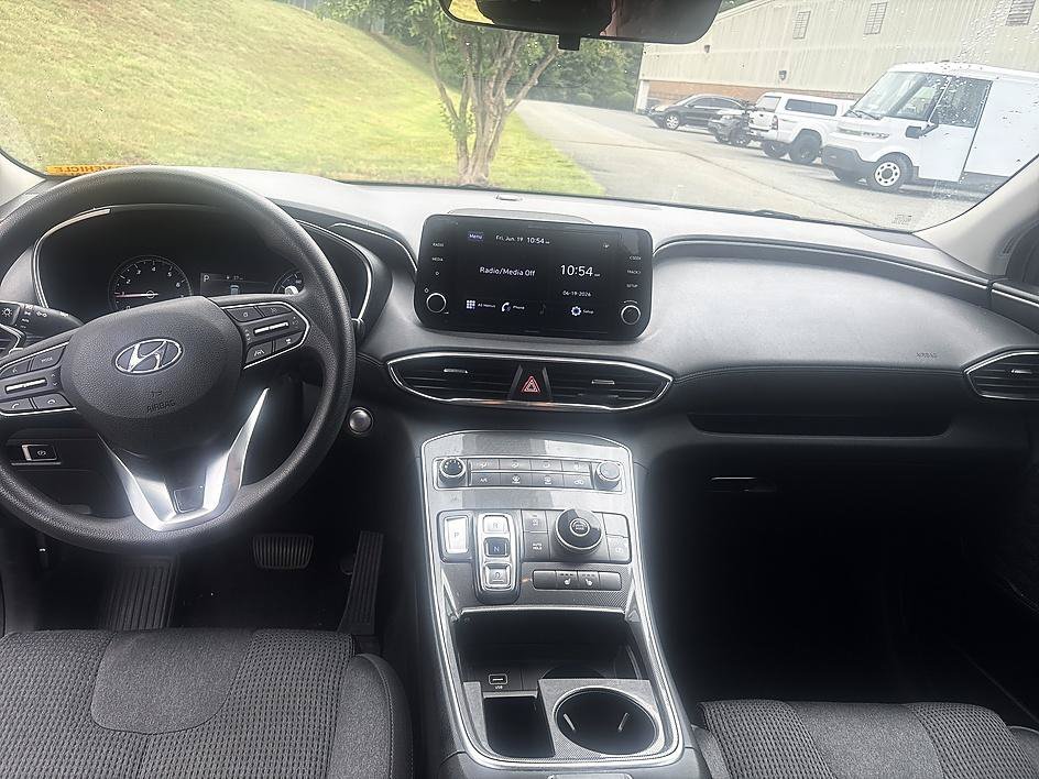 Used 2022 Hampton Gray Hyundai SEL image 14