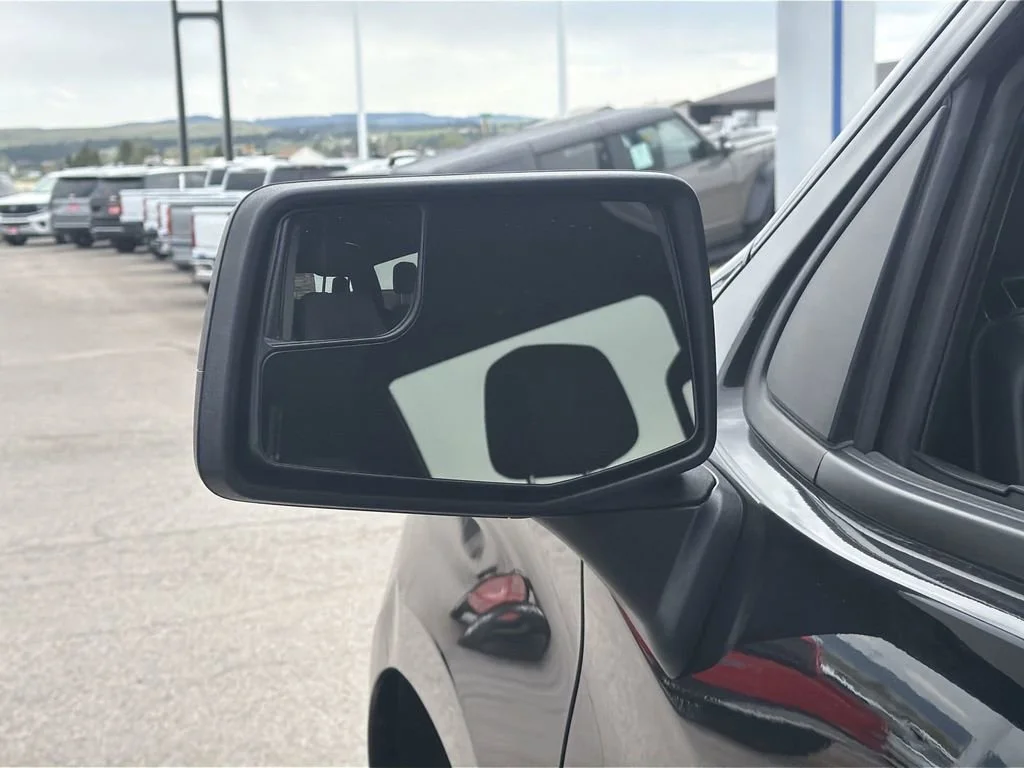 Used 2023 Black Chevrolet Custom image 21
