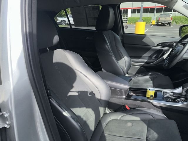 Used 2025  Mitsubishi SE image 28