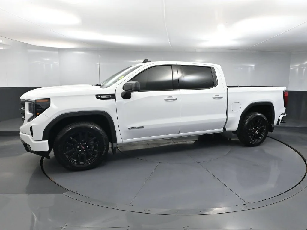 Certified Used 2024 White GMC Elevation image 7
