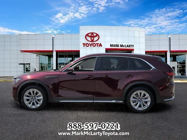 Used 2024 Red Mazda 3.3 Turbo Premium image 2