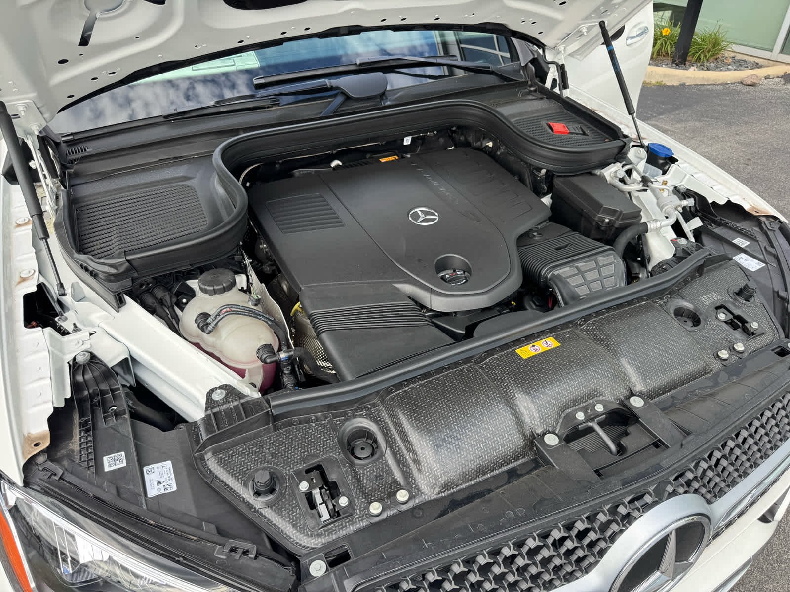 New 2026 Polar White Mercedes-Benz GLE 450 image 14