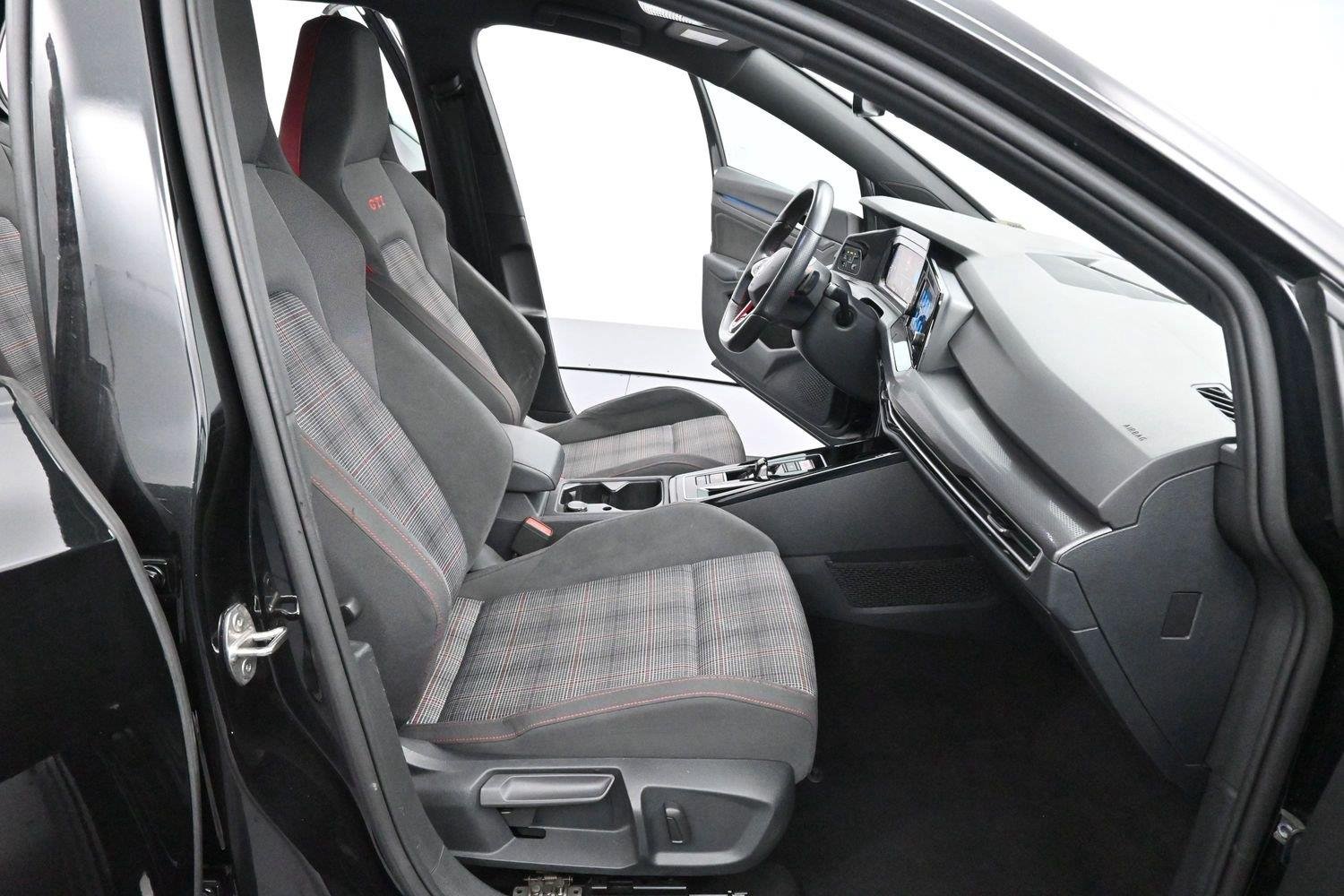 Used 2024 Mythos Black Metallic Volkswagen S image 32