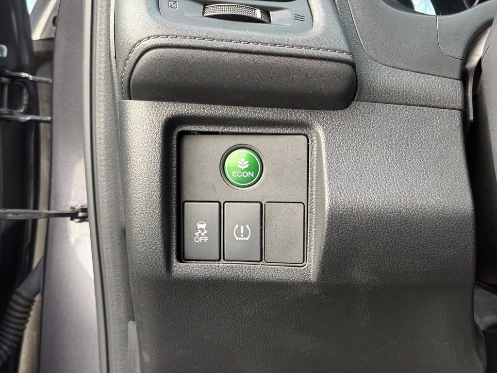 Used 2022  Honda Sport image 29
