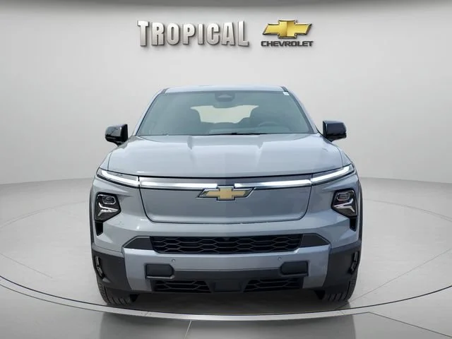 New 2026 Slate Gray Metallic Chevrolet LT - Extended Range image 8