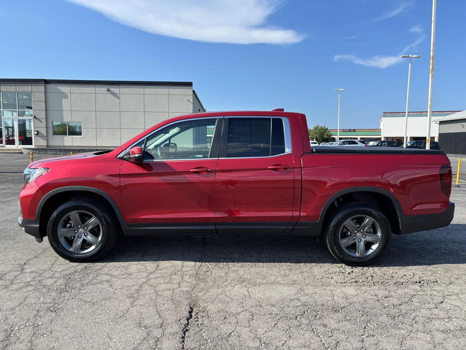 Used 2023 Radiant Red Metallic II Honda RTL image 4