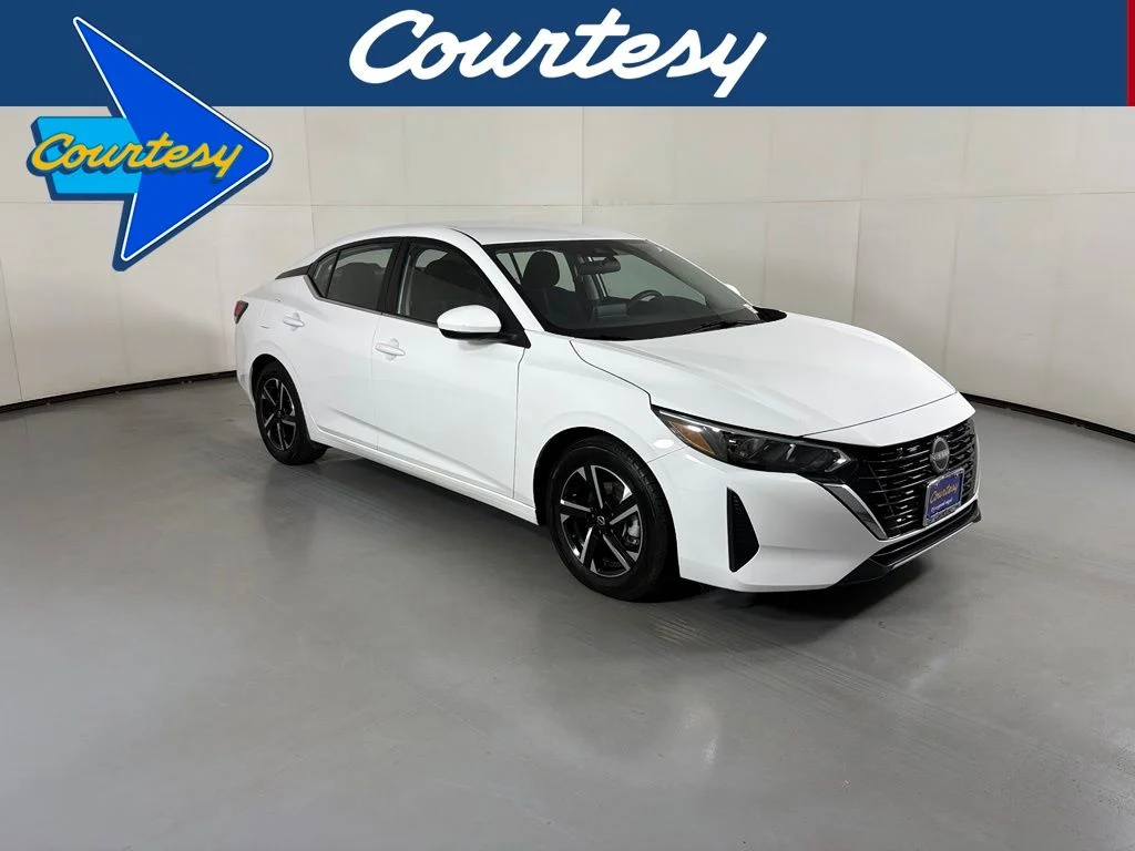 Used 2025 White Nissan SV image 1