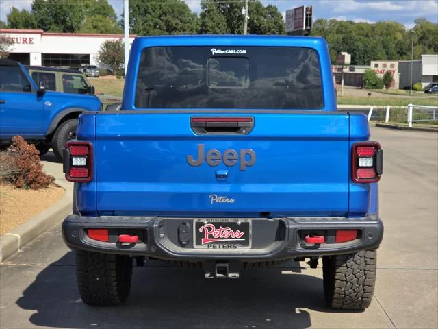 New 2026 Hydro Blue Pearl-Coat Exterior Paint Jeep Rubicon image 4