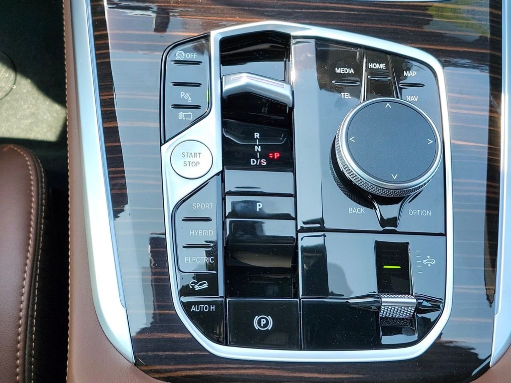 New 2026 Gray BMW xDrive50e image 24