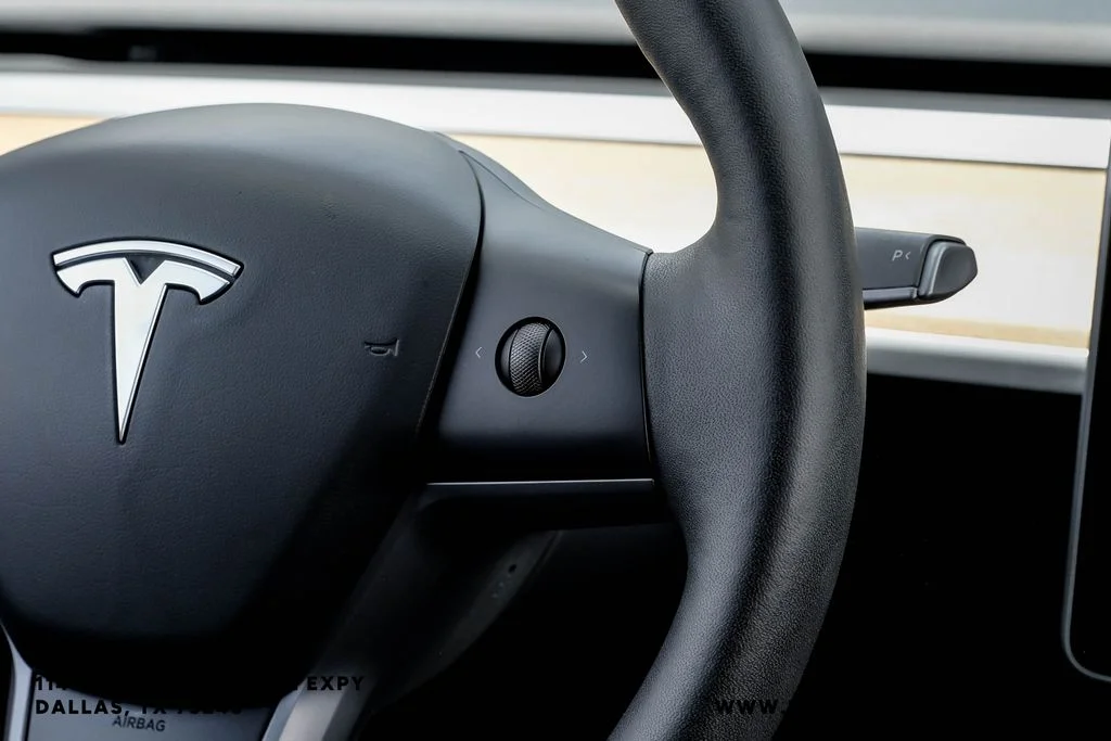 Used 2023 White Tesla Long Range image 16