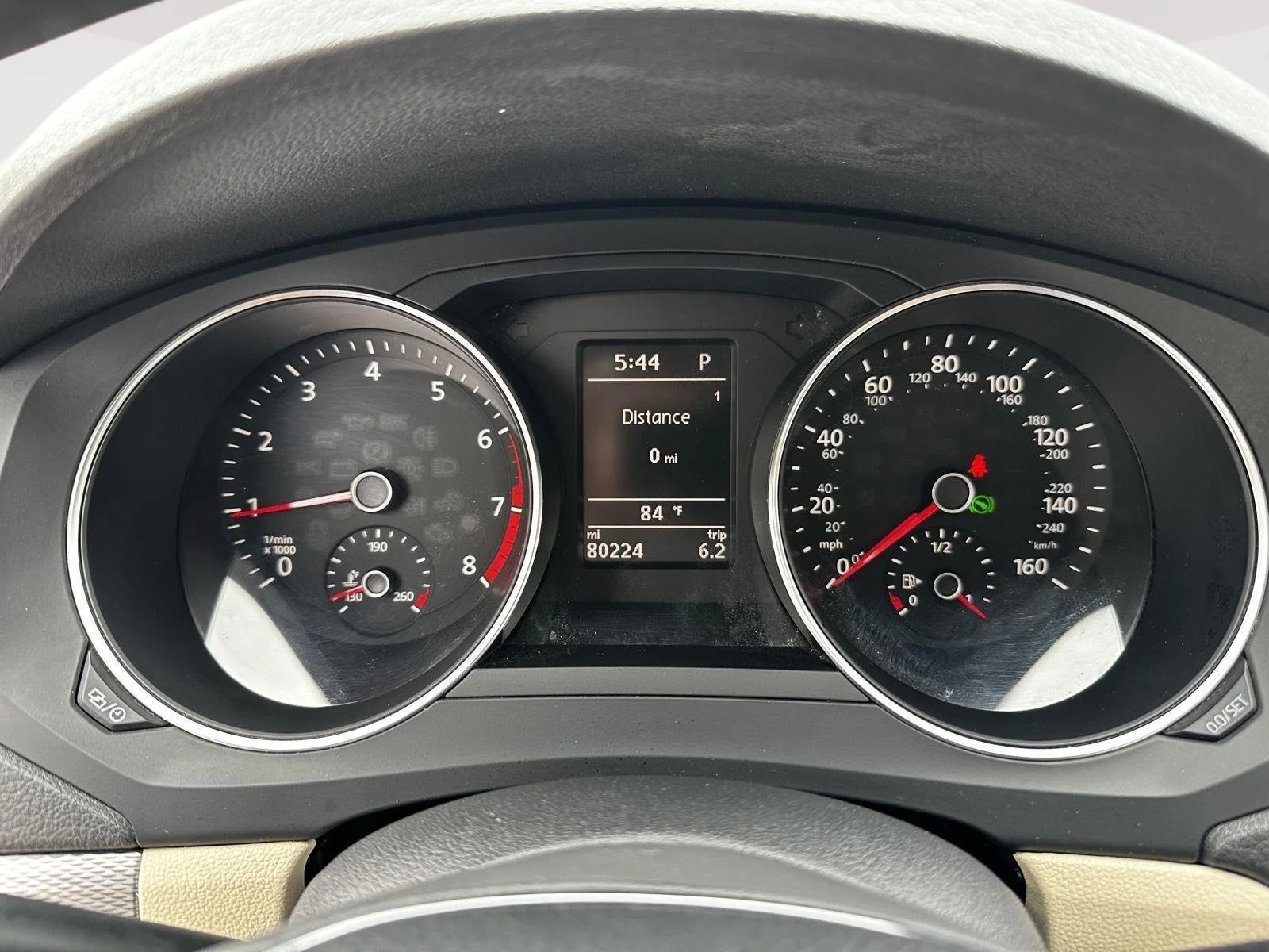 Used 2017 Cardinal Red Metallic Volkswagen 1.4T SE image 13