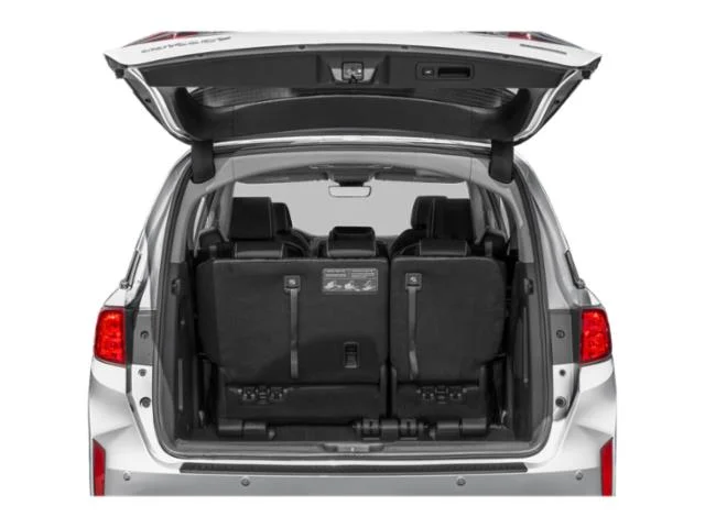 New 2026 Platinum White Pearl Honda Touring image 6