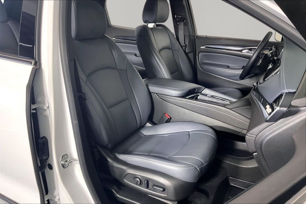 Used 2024 White Buick Essence image 26