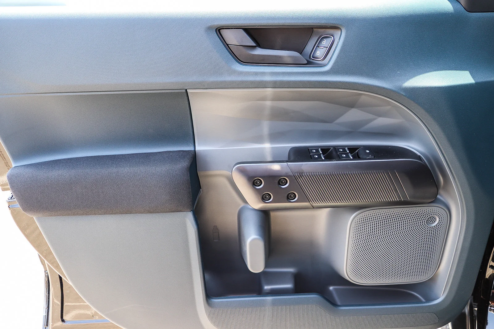 Used 2026  Ford XL image 27