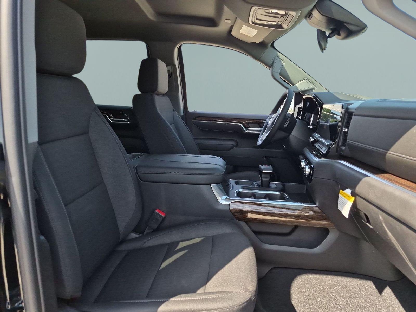 New 2026 Onyx Black GMC Elevation image 27