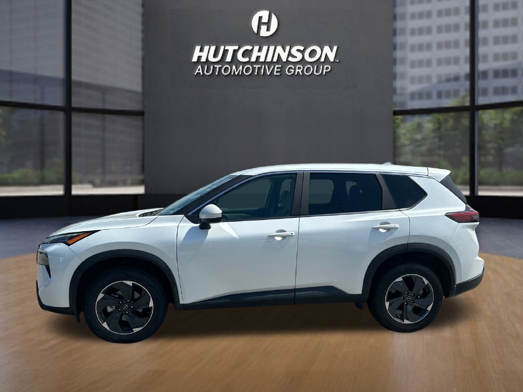 Used 2025 White Nissan SV image 4
