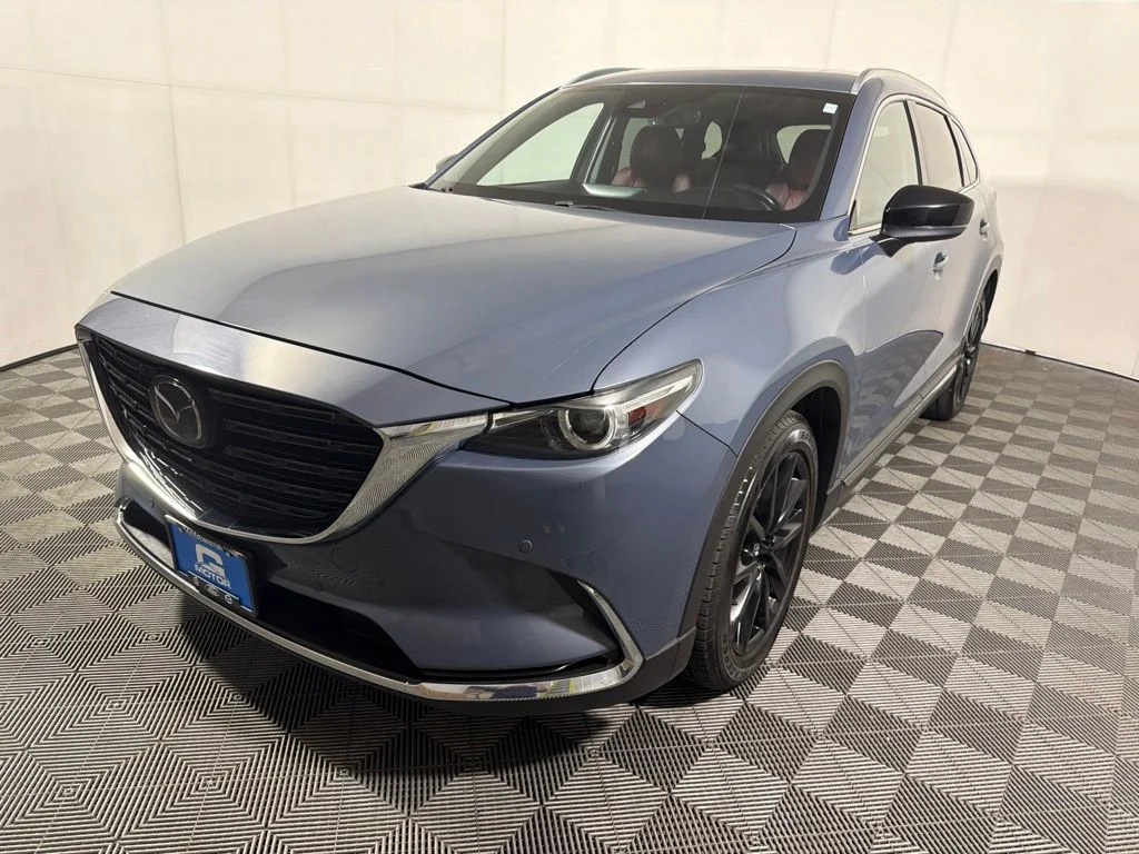 Certified Used 2023 Gray Metallic Mazda Carbon Edition image 4