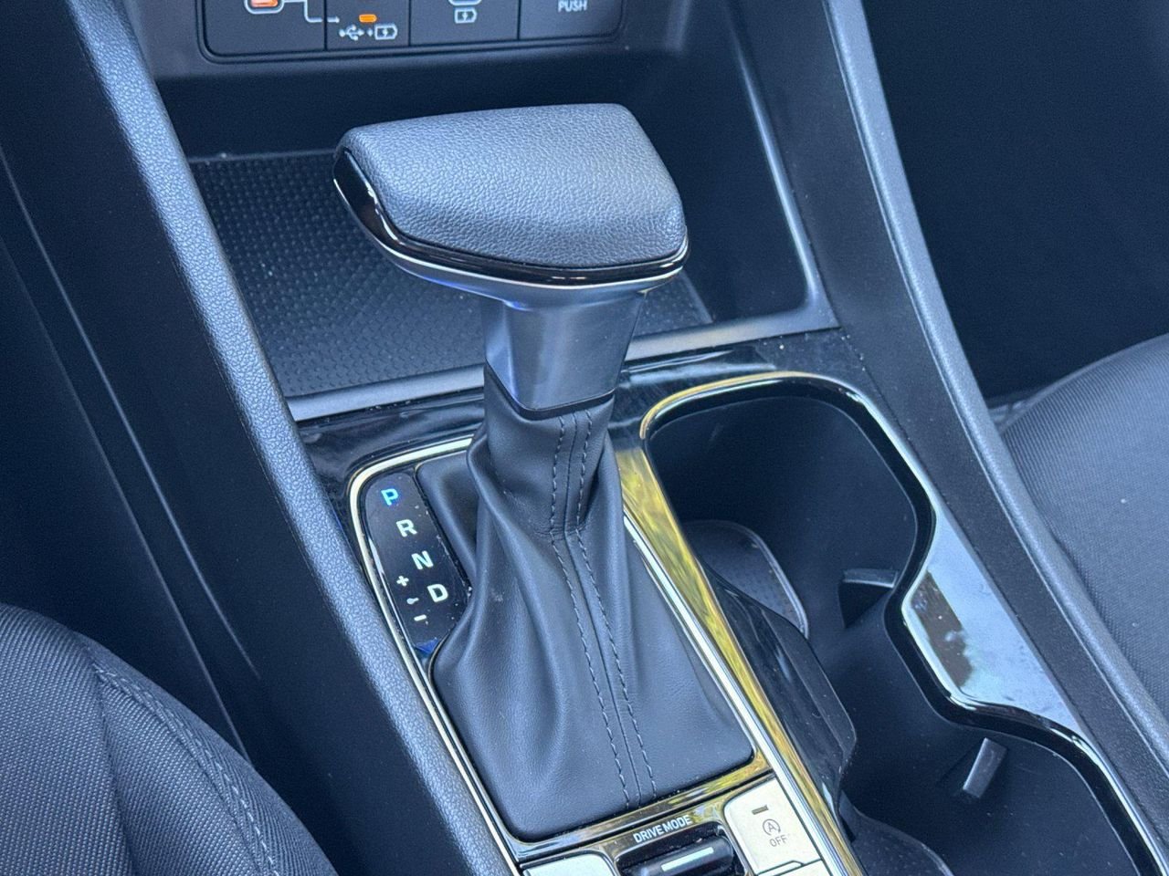 New 2026 Green Hyundai SE FWD image 20