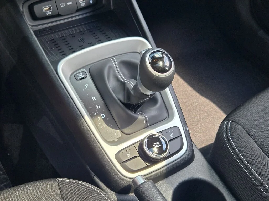 New 2026 Onyx Black Hyundai SEL image 28