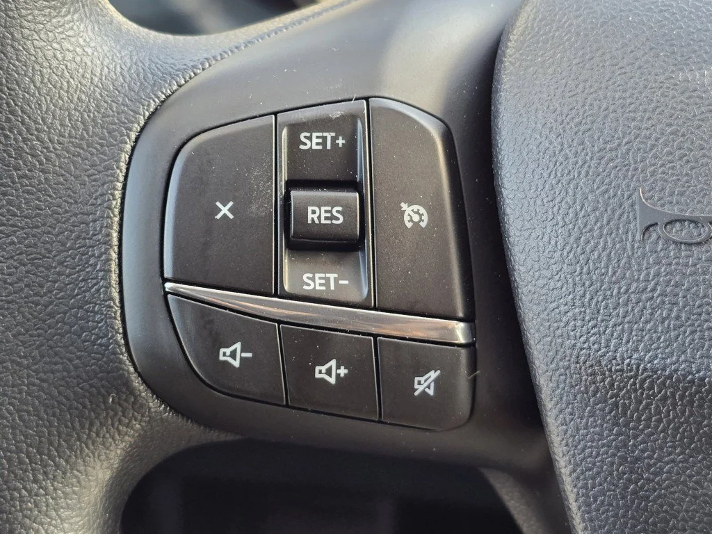 New 2026 Oxford White Ford XLT image 14