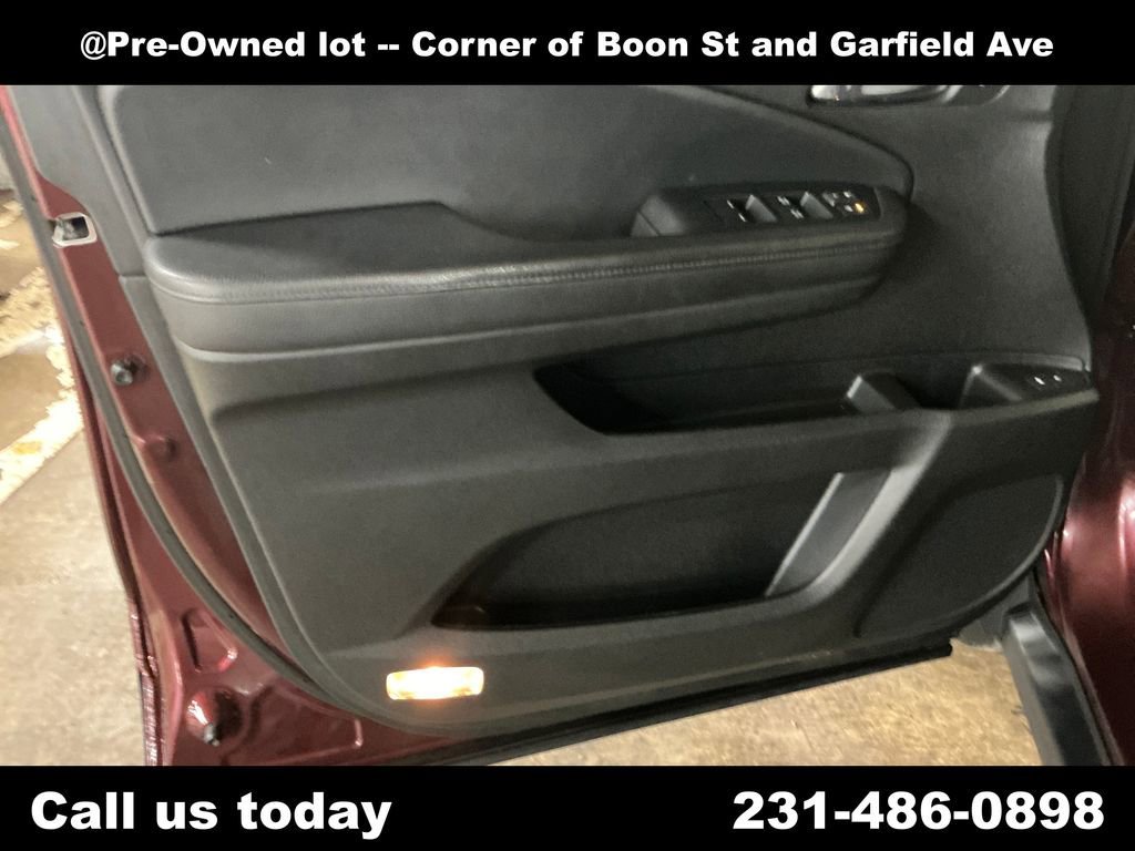 Used 2021  Honda Touring image 14
