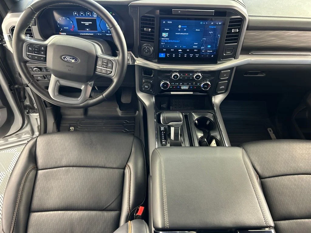 Used 2025 Silver Ford Lariat image 13