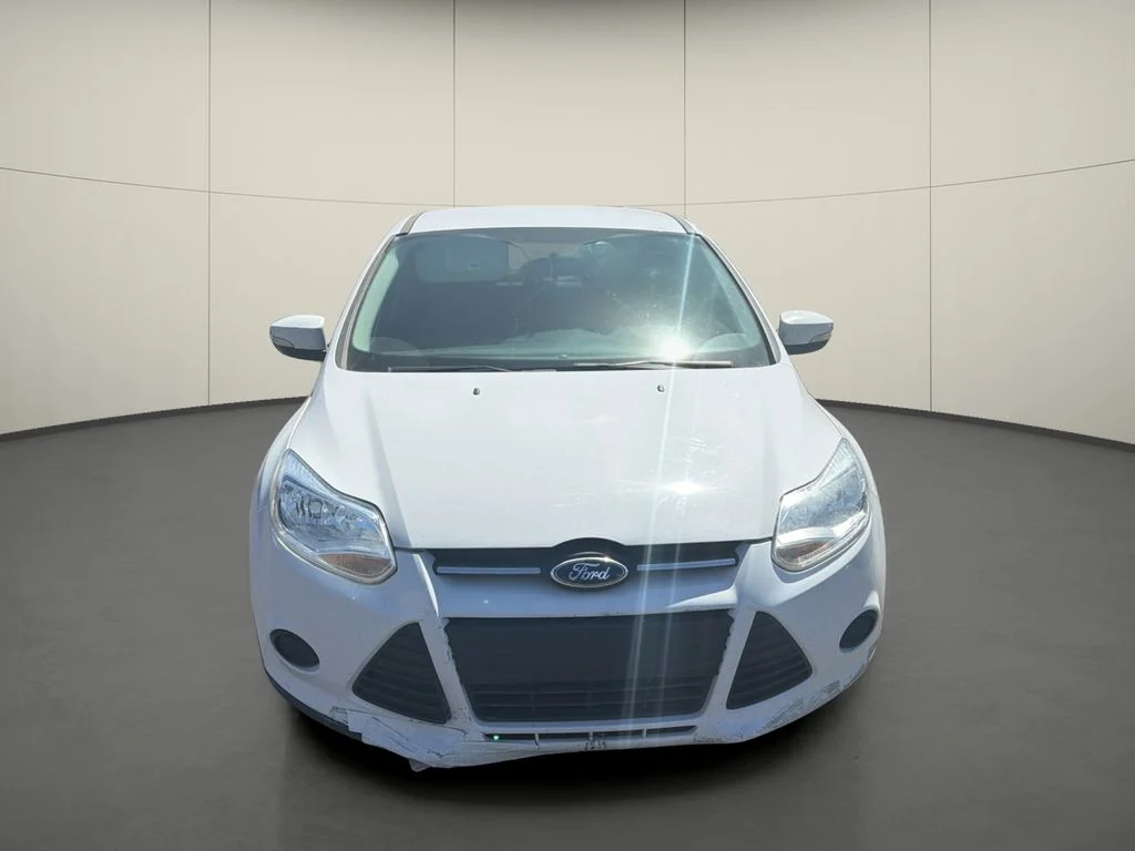 Used 2013 Ford Focus SE with VIN 1FADP3K26DL227085 for sale in Scottsdale, AZ