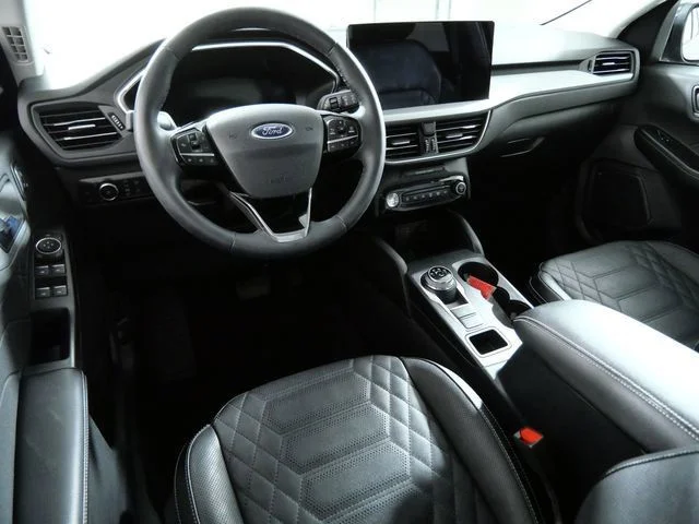 Used 2023 Red Ford Platinum image 4