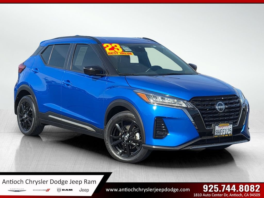 2023 Nissan Kicks SR