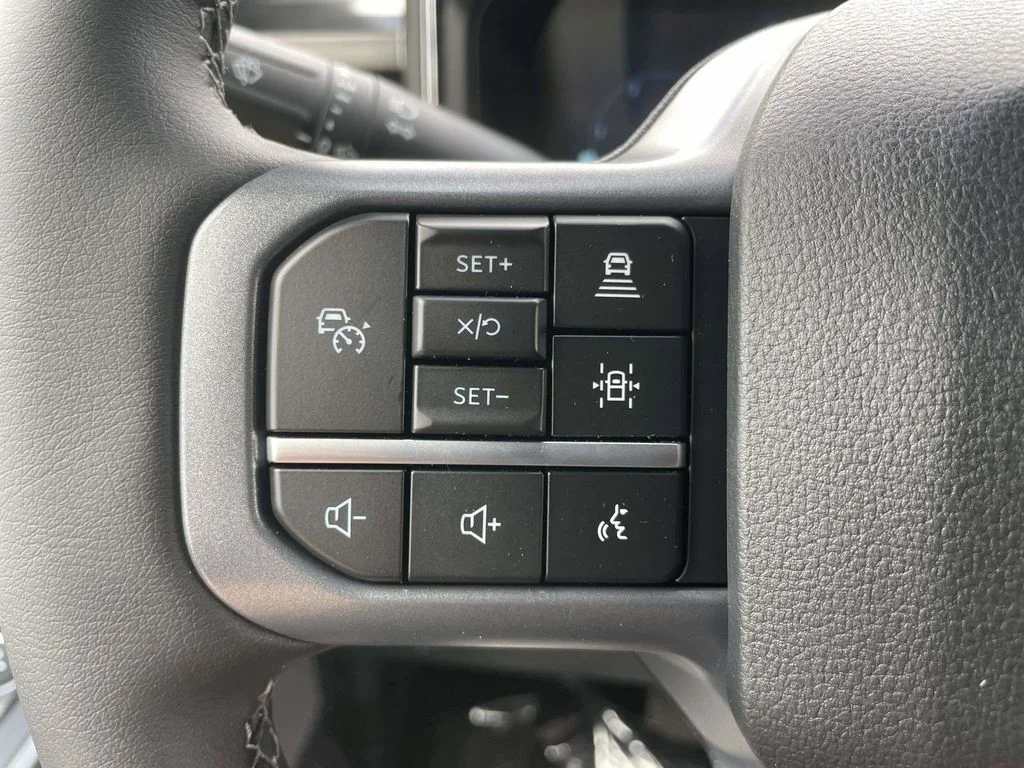 New 2026 Carbonized Gray Metallic Ford F-350® Lariat® image 24