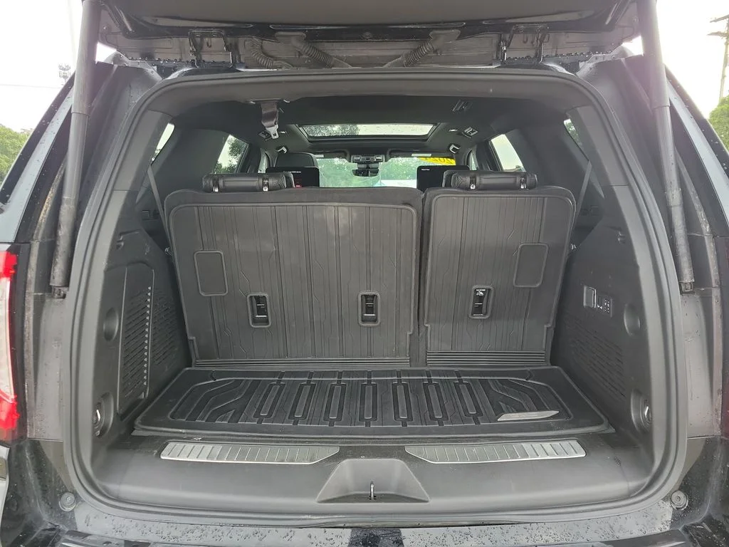 Used 2024 Black GMC Denali image 6