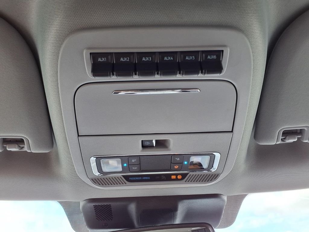 New 2026 Agate Black Metallic Ford F-250® Lariat® image 21