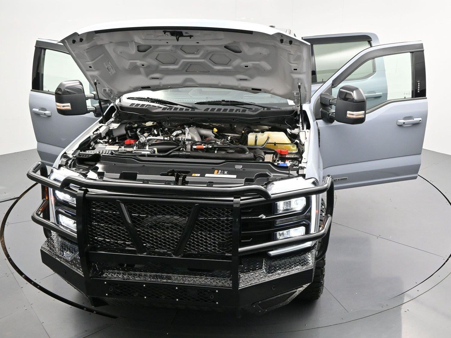 Used 2024 Glacier Gray Metallic Tri-coat Ford XL image 46