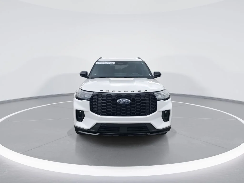 Used 2025 White Ford ST-Line image 3