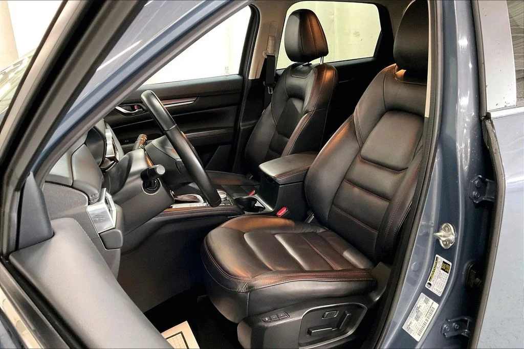 Used 2025 Gray Mazda 2.5 S Carbon Edition image 25